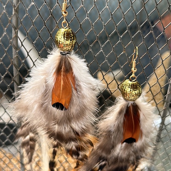 New Boho Brown Pheasant Feather Earrings 🪶 - Picture 9 of 10
